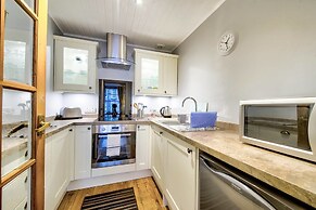 JOIVY Royal Mile Apartment for Two - Location, Location!