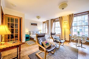 JOIVY Royal Mile Apartment for Two - Location, Location!