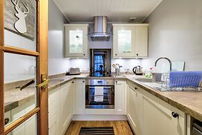 JOIVY Royal Mile Apartment for Two - Location, Location!