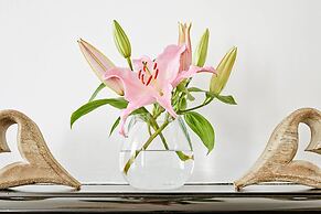 JOIVY Luxury George Street Apartments: Edinburgh Suite