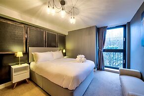 JOIVY Stylish City Centre Apartment for Two
