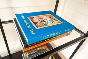 JOIVY Bright and Spacious 4-bedroom Apart in Stockbridge