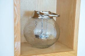 JOIVY New Town 3bed/2bath Apt With Free Parking & Lift!