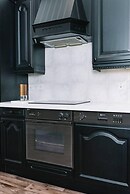 JOIVY Palmerston Place Residence: Luxury City Centre Apt With Private 