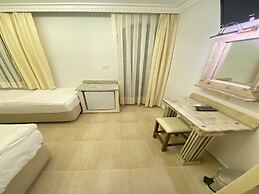 Golden Stone Butik Otel