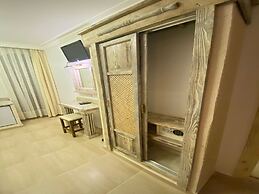 Golden Stone Butik Otel