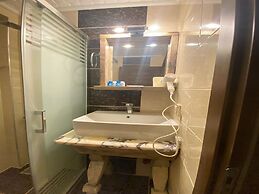 Golden Stone Butik Otel
