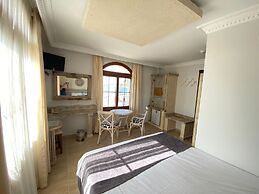 Golden Stone Butik Otel