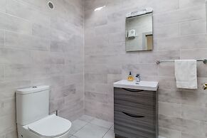 Central Park Apartment 3