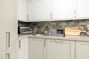 Beautiful apartment, private garden, Calton Hill