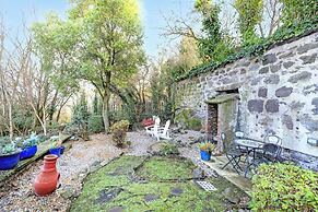 Beautiful apartment, private garden, Calton Hill