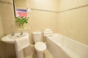 JOIVY Bohemian Writers Retreat in Heart of The Old Town