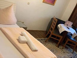 Hotel Restaurant Memo