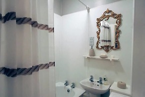 JOIVY Stylish Castle View Apartment