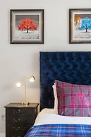 JOIVY York Place Apartment in Georgian City Centre Building