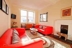 JOIVY Bright New Town 2 bed Apt - 5 Mins to Princes St