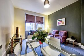 JOIVY Perfect Location! - Stylish & Cosy Rose St Apt
