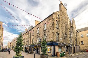 JOIVY Perfect Location! - Stylish & Cosy Rose St Apt