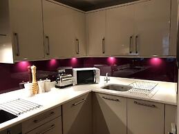 JOIVY Super Central Luxury Edinburgh Apartment