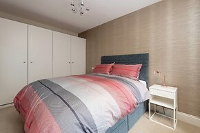 JOIVY Super Central Luxury Edinburgh Apartment