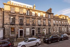 JOIVY Super Central Luxury Edinburgh Apartment