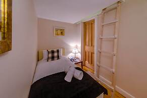 JOIVY Fabulous Ground-floor 3-bedroom Near Old Town