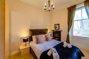 JOIVY Fabulous Ground-floor 3-bedroom Near Old Town