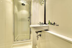 JOIVY Famous St. Mary's Street Old Town Apartment