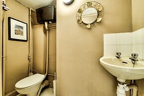 JOIVY Famous St. Mary's Street Old Town Apartment