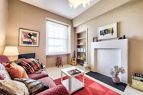 JOIVY Famous St. Mary's Street Old Town Apartment