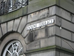 JOIVY Doune Terrace Apartment: Edinburgh New Town Prime Location