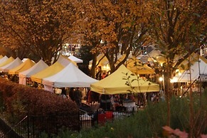 JOIVY Doune Terrace Apartment: Edinburgh New Town Prime Location