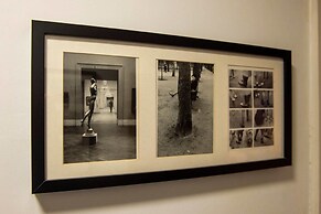 JOIVY Perfect Location! Charming Rose St Apt for Couples