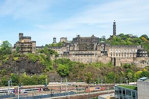 JOIVY Old Town 1-bed Apartment With Stunning Views