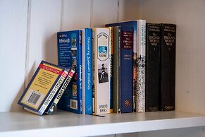 JOIVY Old Town 1-bed Apartment With Stunning Views