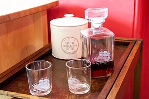 JOIVY Old Town 1-bed Apartment With Stunning Views