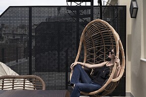 Kolonaki 8 - Design Suites & Lofts