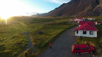 Dynjandi Farm Holidays