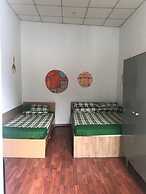 Mister Econom Hotel - Hostel
