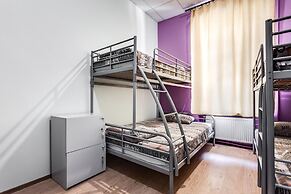 Mister Econom Hotel - Hostel