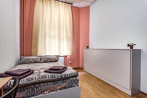 Mister Econom Hotel - Hostel