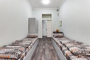 Mister Econom Hotel - Hostel