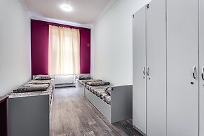 Mister Econom Hotel - Hostel