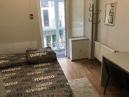 Mister Econom Hotel - Hostel