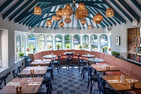 The Swan at Streatley