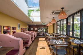 The Swan at Streatley