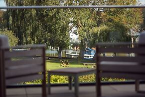 The Swan at Streatley