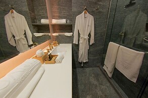 Quartz Hotel & SPA