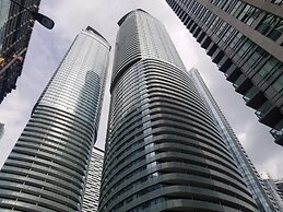 TopLine Suites - Ice Condos