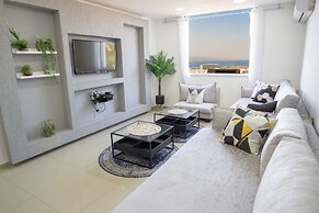 YalaRent SeaView 3BR APT - Families only